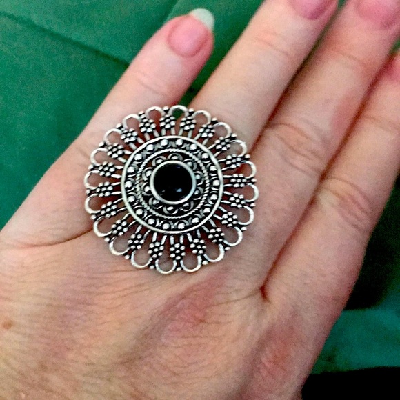 Large black onyx silver statement ring size 7 or 9 - Picture 2 of 4